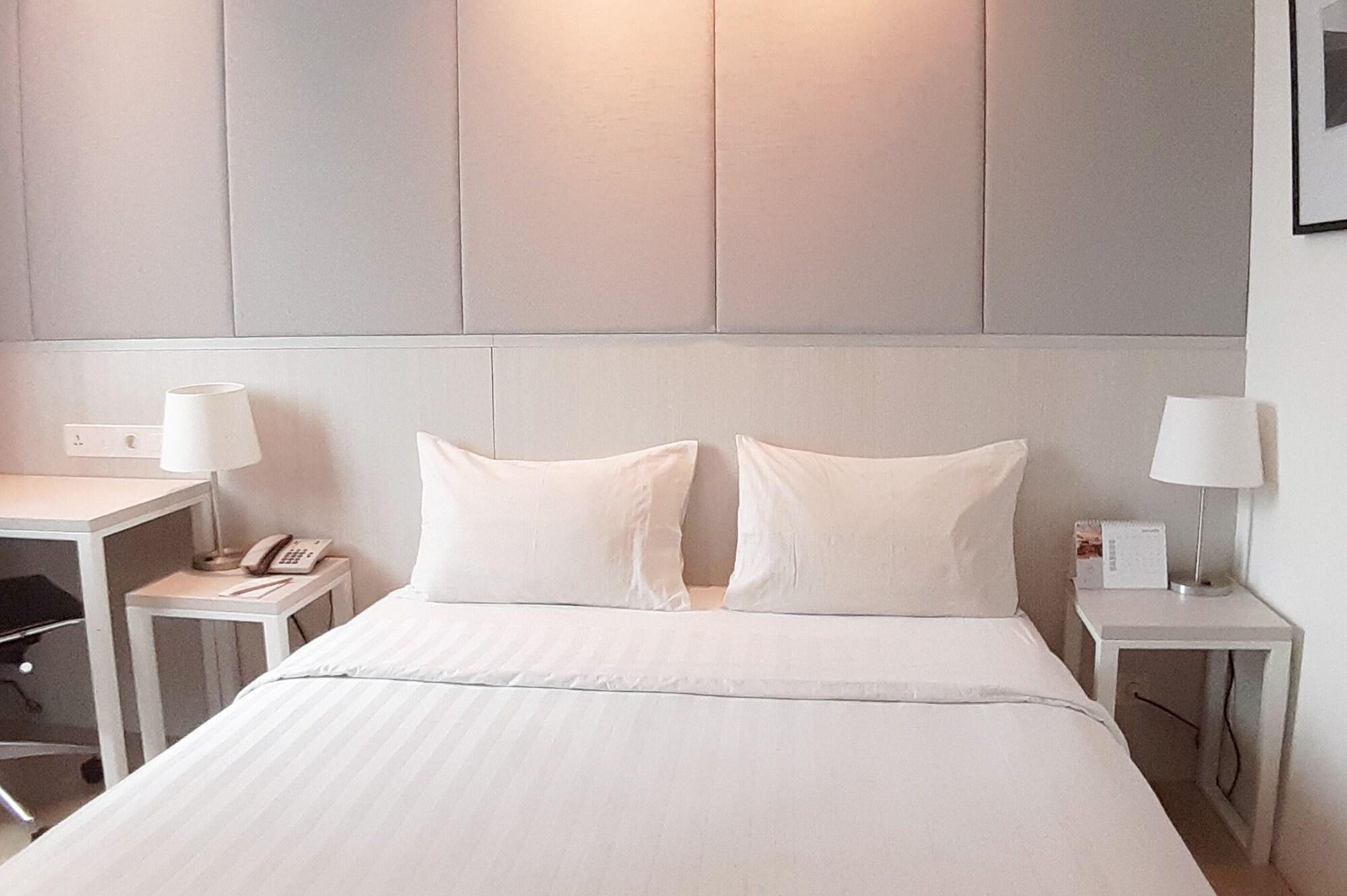 Park Cawang Hotel 3*
