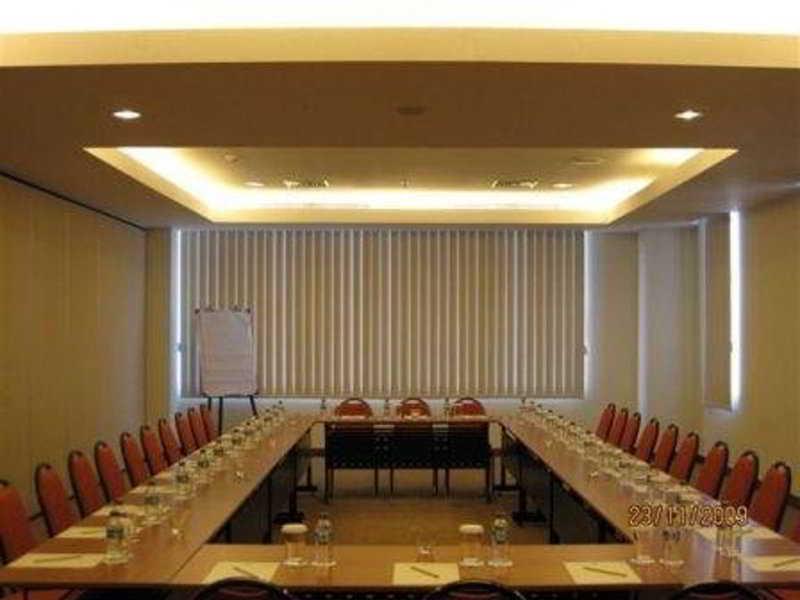 Park Cawang Hotel 3*